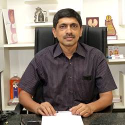Dr.Vinayak Mane